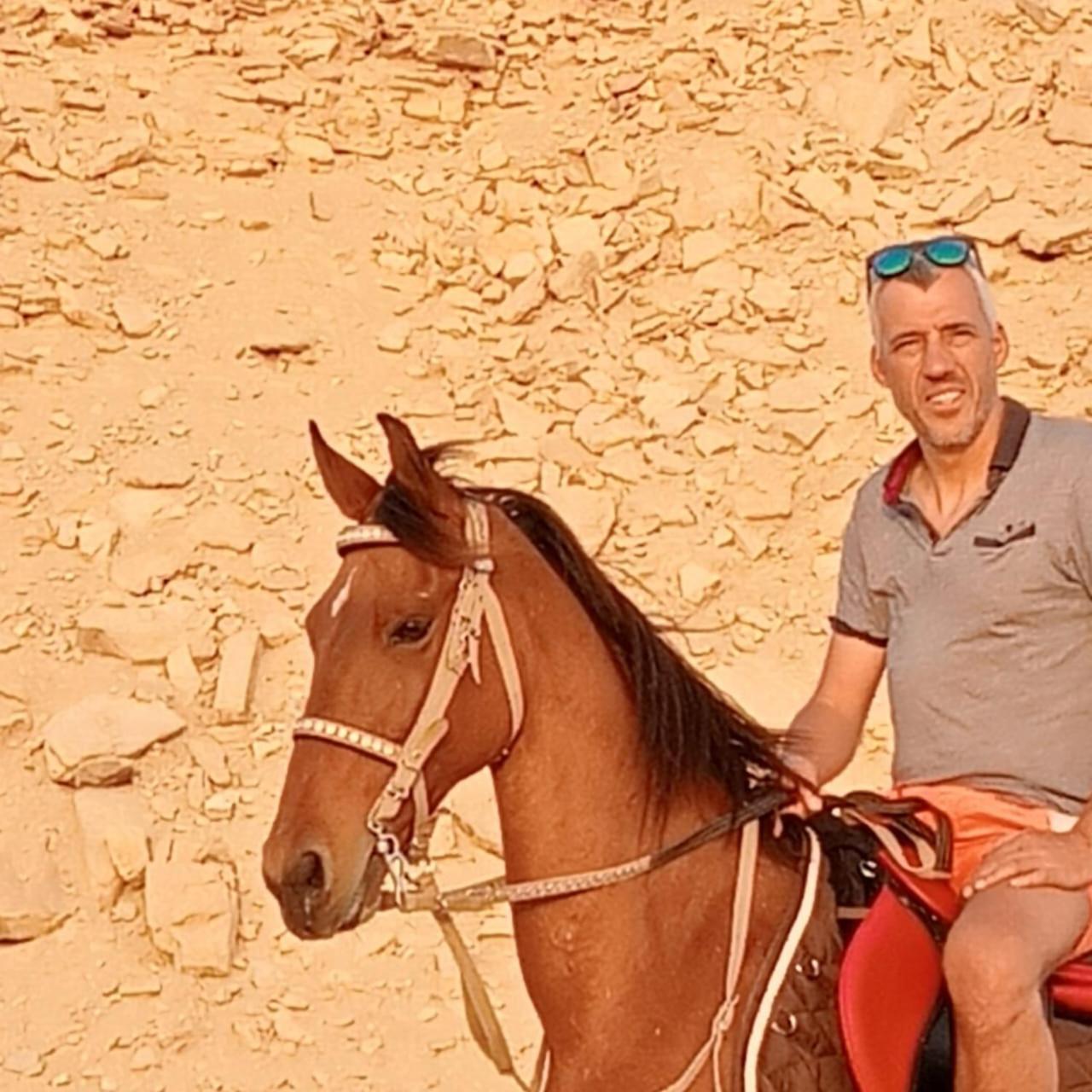 Sakkara Inn Hotel El Hawamdeya Exteriör bild